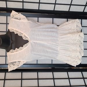Self Esteem Cream Lace Blouse sz Small